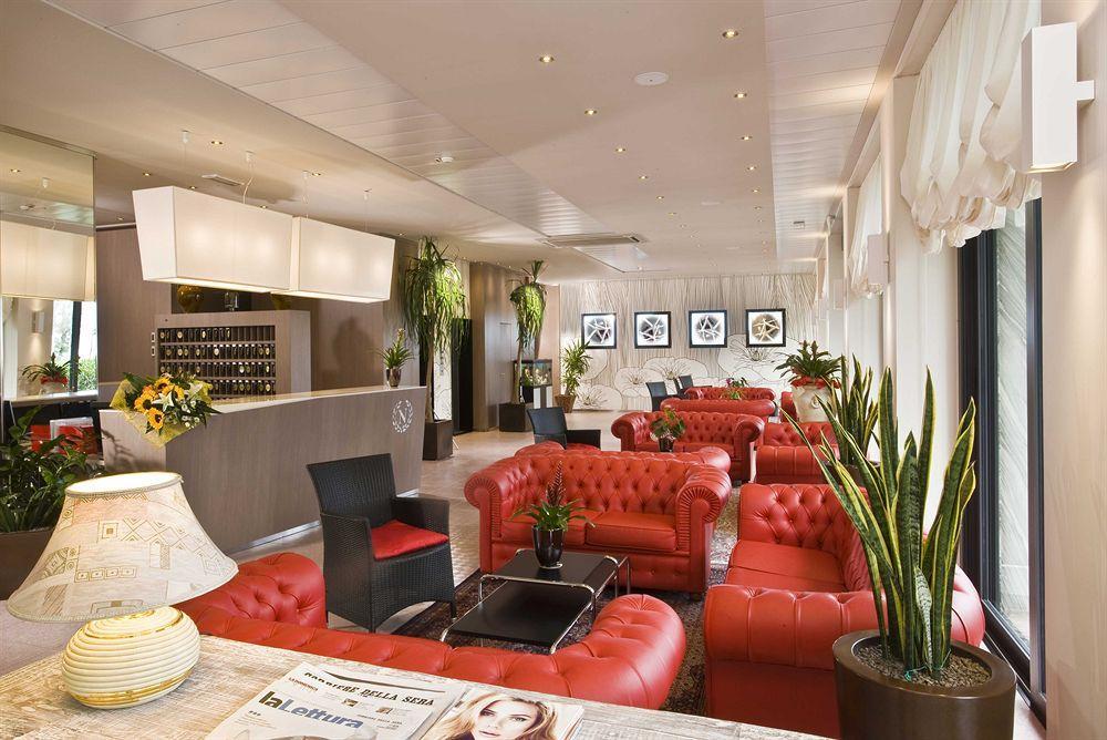 Hotel Napoleon Cattolica Luaran gambar