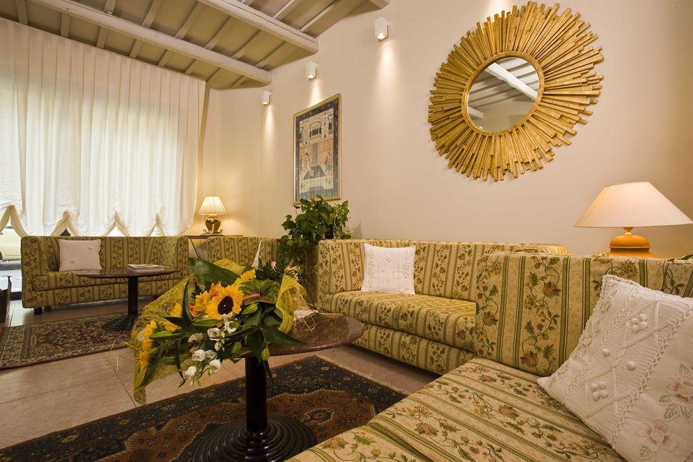 Hotel Napoleon Cattolica Luaran gambar