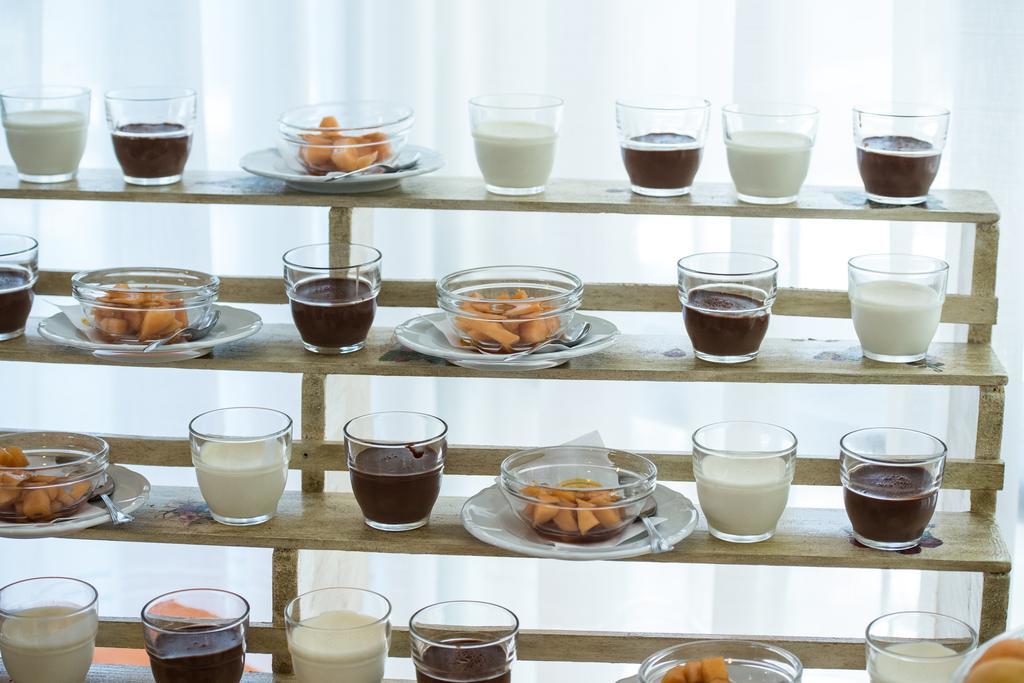 Hotel Napoleon Cattolica Luaran gambar